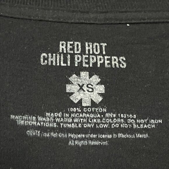 Red Hot Chili Peppers Rock Band T-shirt size XS - Picture 2 of 4